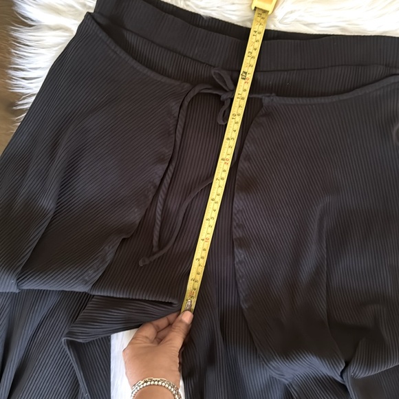 Free People Beach Saturday Night Ribbed Wrap Pants Size M Black - Picture 7 of 10